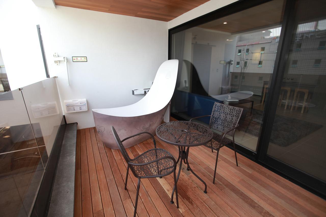 Gite Pension Yeosu Exterior foto